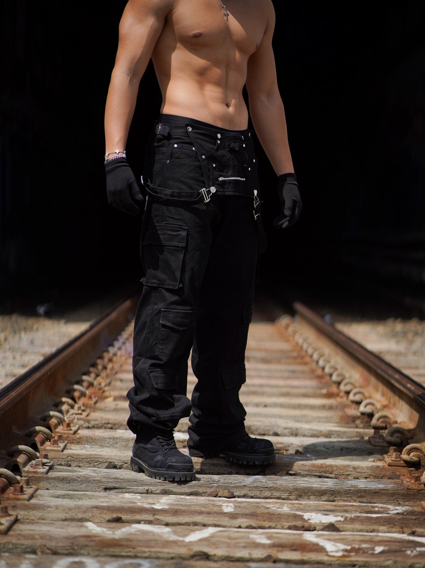 Utility cargo bottoms