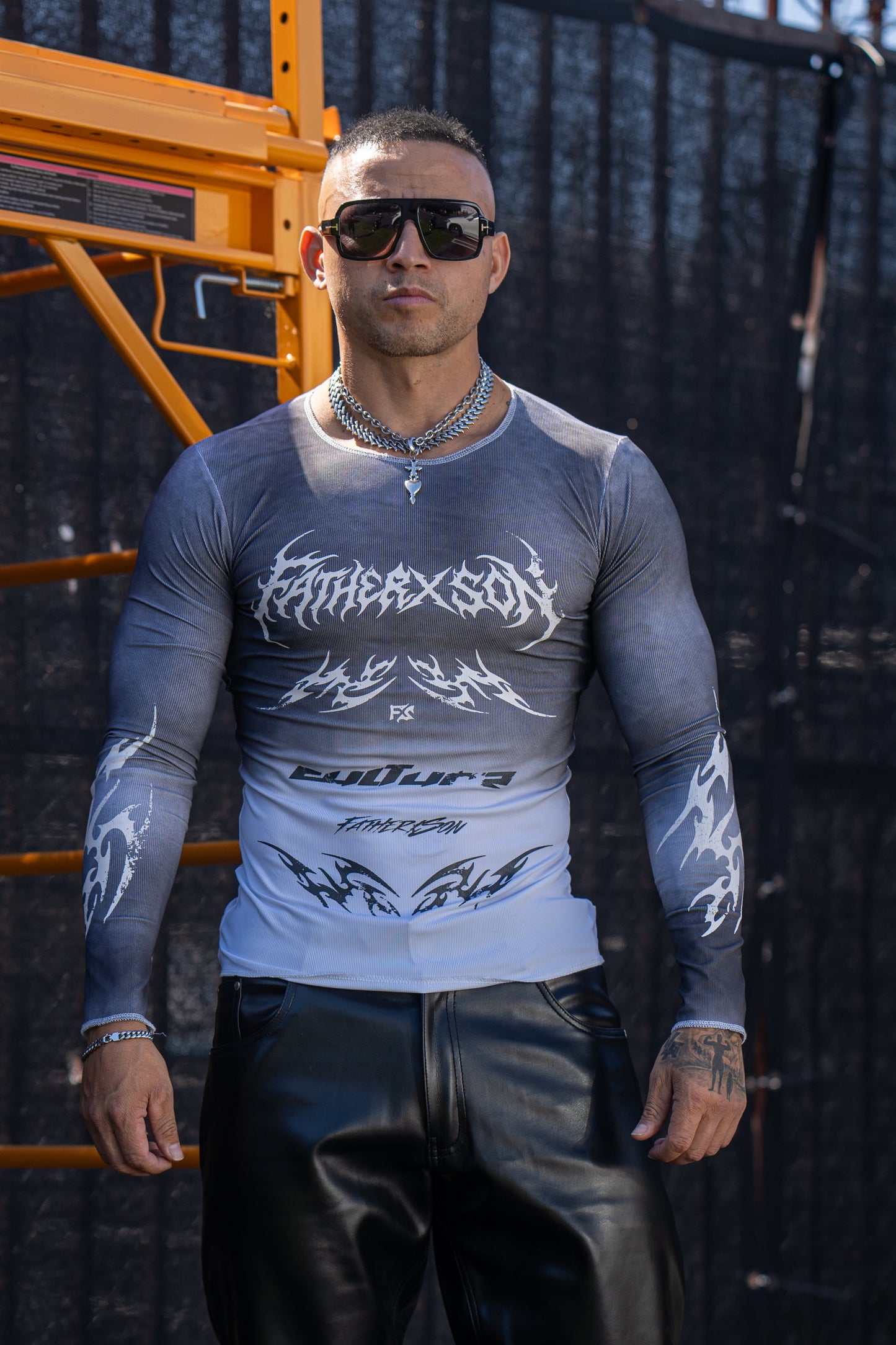 Scoop neck long sleeve fitted tee