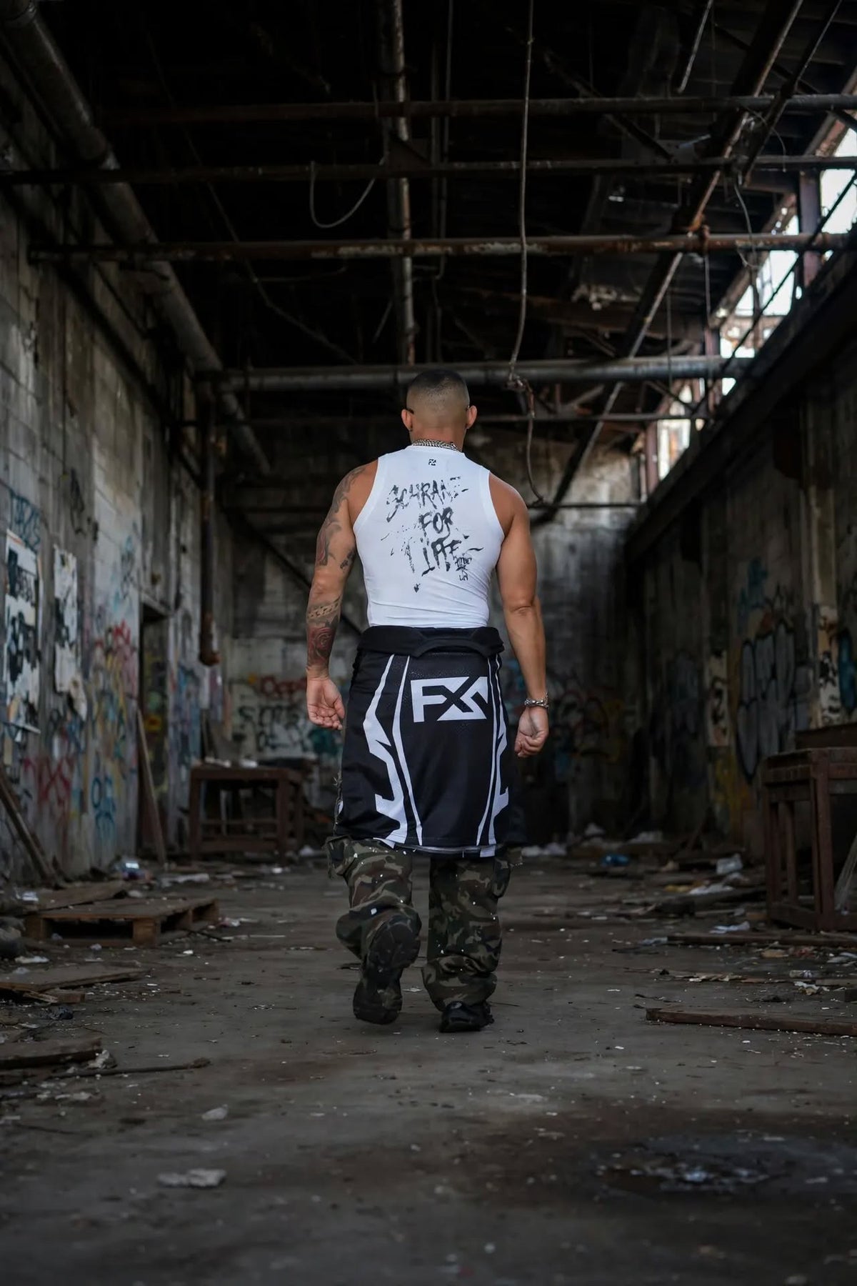 Fitted schranz tank top