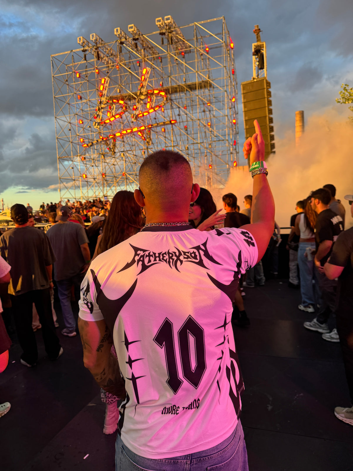 White techno Jersey