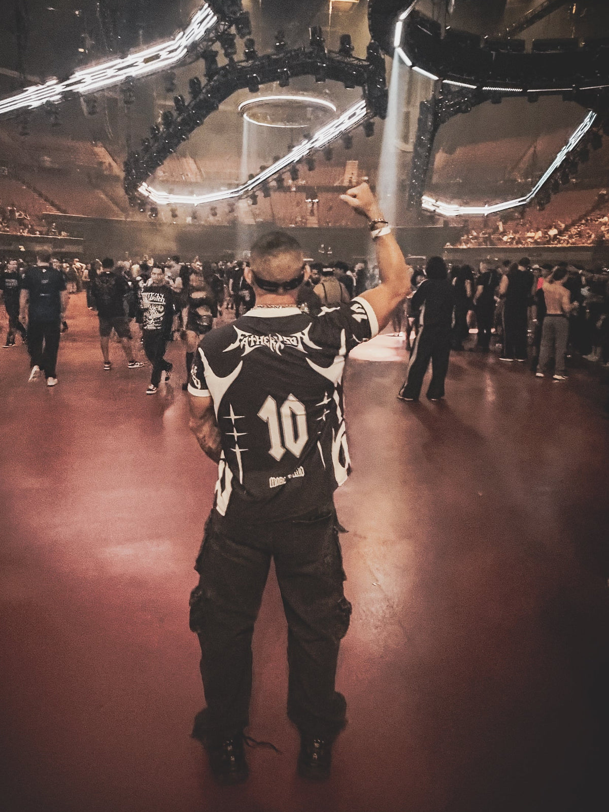 Black techno jersey